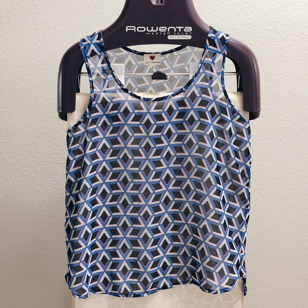 geometric tank top